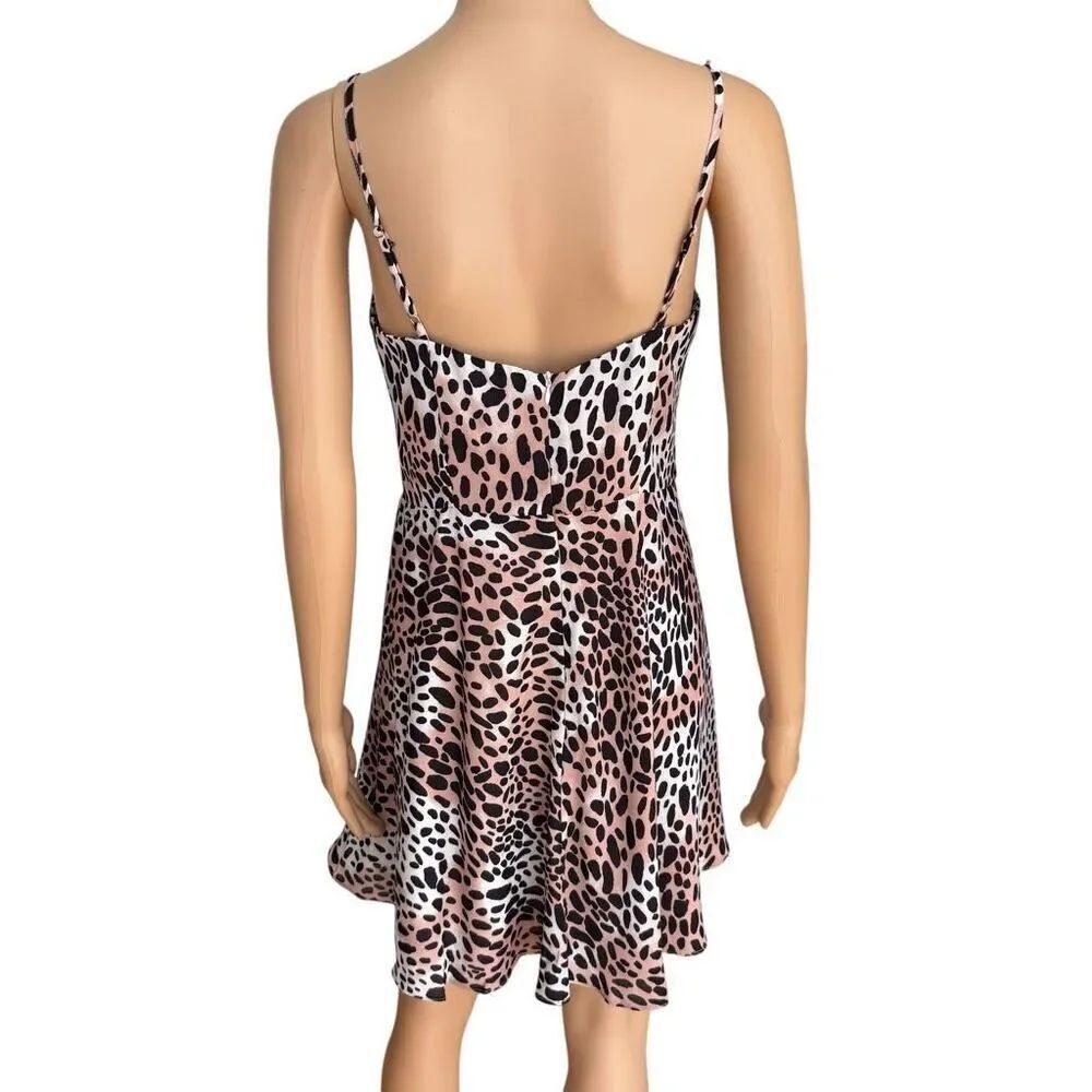 Buddy Love Cate Skater Dress in Cheetah  size M - Picture 4 of 9